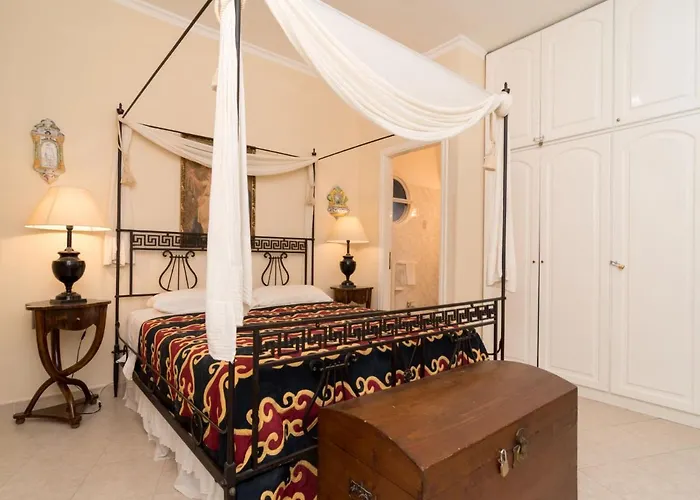 Appartement Elegant Terrace By Interhome Positano