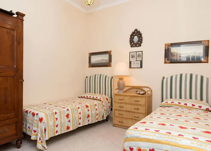 Elegant Terrace By Interhome Appartement *